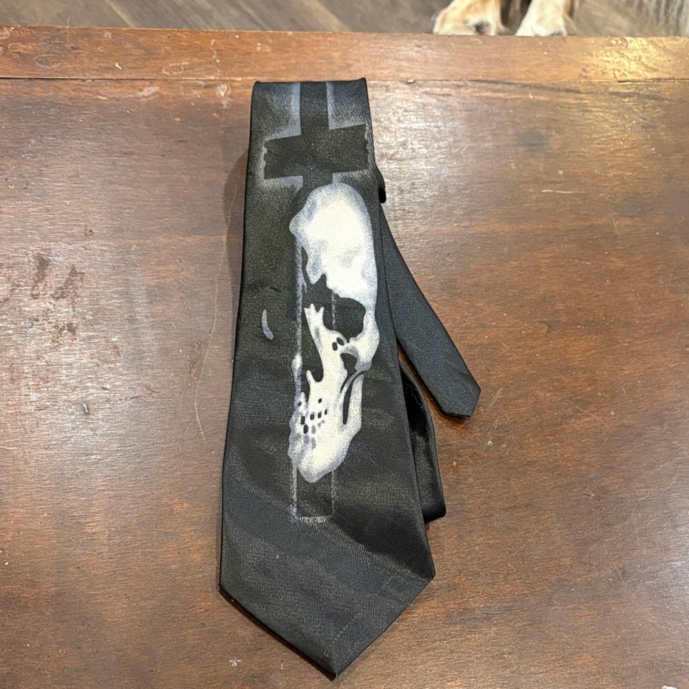 Ferrari Black Tie with Bold Skull Design